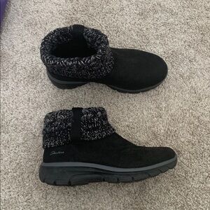 Skechers Womens Slip-ins Boots Womens 9 Black Easy Going Cozy Weather